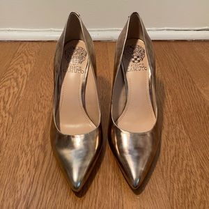 NEW | Vince Camuto Metallic Leather Pumps